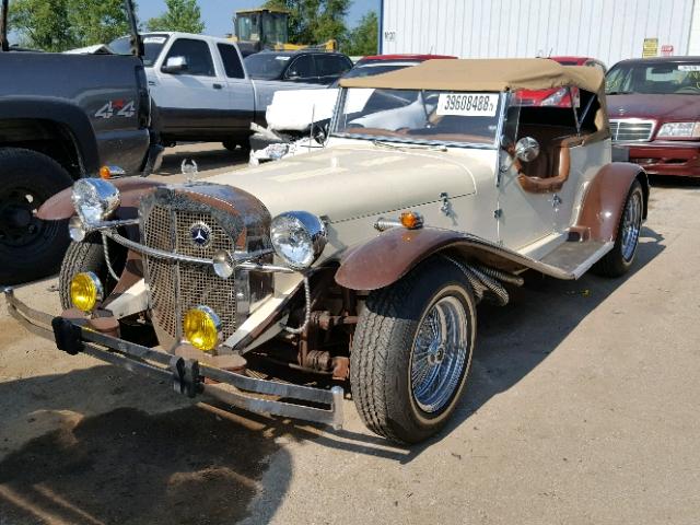 FG3501 - 1929 MERCEDES-BENZ ROADSTER CREAM photo 2