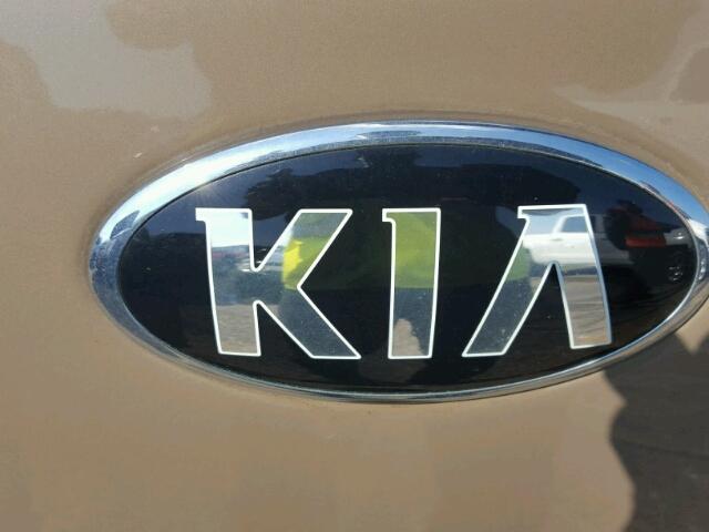 KNDJN2A24G7276622 - 2016 KIA SOUL BEIGE photo 9