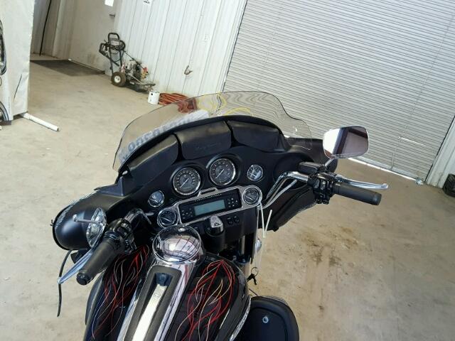 1HD1KEM16CB600639 - 2012 HARLEY-DAVIDSON FLHTK ELEC 黑色 照片 5