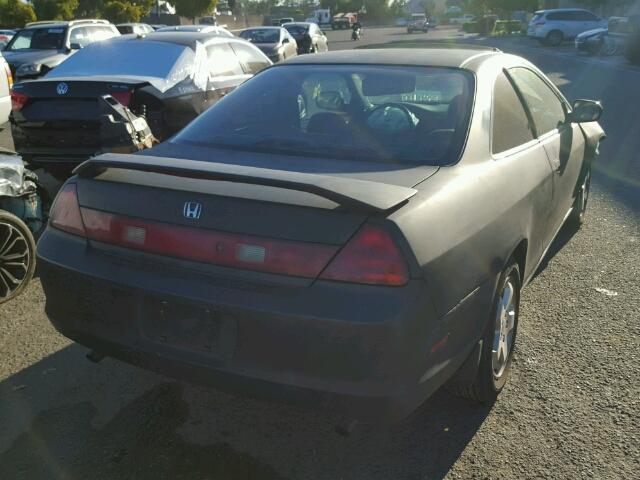 1HGCG2256XA020871 - 1999 HONDA ACCORD GRAY photo 4