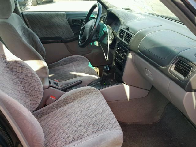 JF1SF6559YH710225 - 2000 SUBARU FORESTER S შავი ფოტო 5