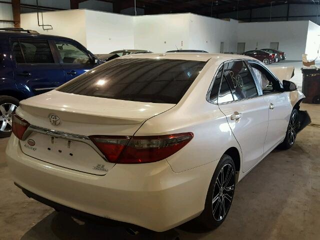 4T1BF1FK4GU513370 - 2016 TOYOTA CAMRY LE თეთრი ფოტო 4