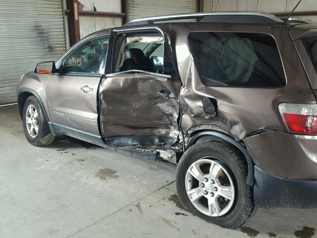 1GKER13728J181574 - 2008 GMC ACADIA GRAY photo 9