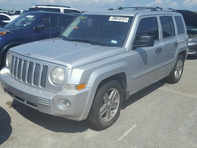 1J8FF48W67D424612 - 2007 JEEP PATRIOT LI SILVER photo 2