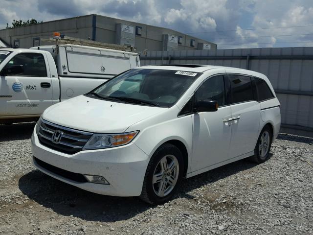 5FNRL5H94BB026605 - 2011 HONDA ODYSSEY TO WHITE photo 2