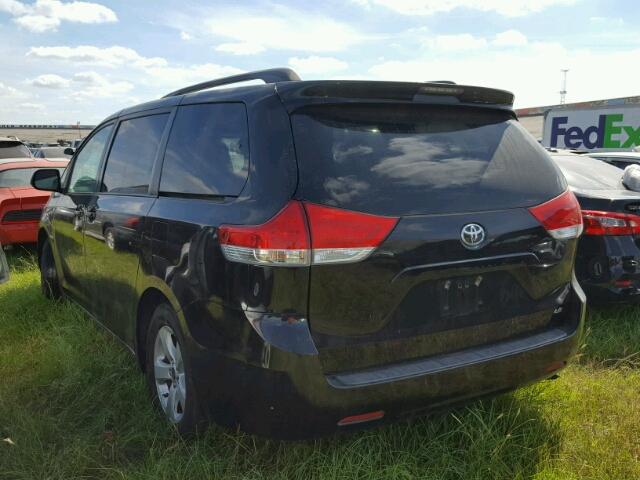 5TDKK3DC0CS204582 - 2012 TOYOTA SIENNA LE BLACK photo 3