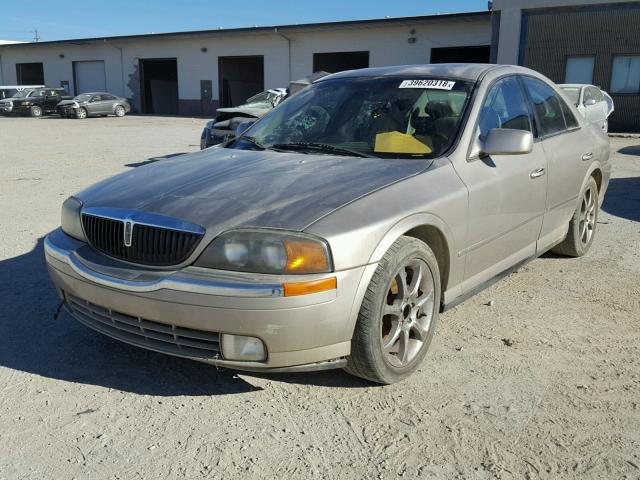 1LNHM87A6YY756381 - 2000 LINCOLN LS 米色 照片 2