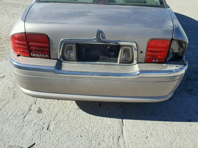1LNHM87A6YY756381 - 2000 LINCOLN LS 米色 照片 9