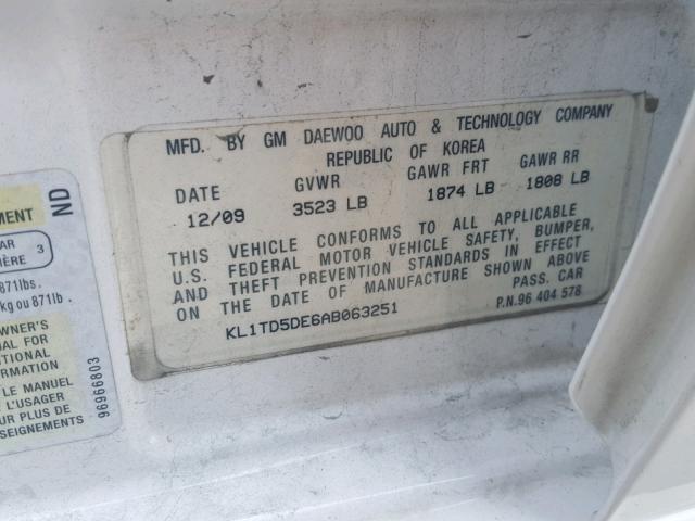 KL1TD5DE6AB063251 - 2010 CHEVROLET AVEO LS WHITE photo 10