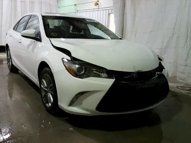 4T1BF1FK7GU251893 - 2016 TOYOTA CAMRY LE WHITE photo 1