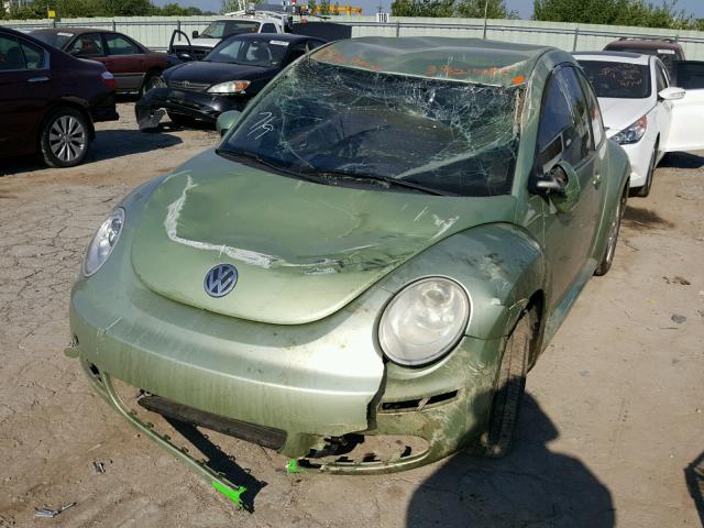 3VWPW31C48M520165 - 2008 VOLKSWAGEN NEW BEETLE 绿色 照片 2