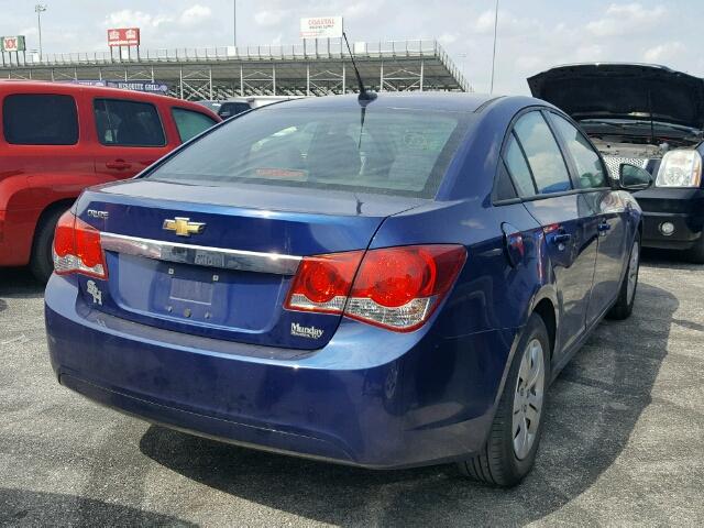 1G1PA5SH9D7167930 - 2013 CHEVROLET CRUZE BLUE photo 4