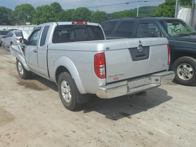 1N6AD0CU7CC452566 - 2012 NISSAN FRONTIER S SILVER photo 3