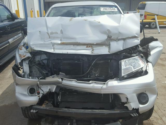 1N6AD0CU7CC452566 - 2012 NISSAN FRONTIER S SILVER photo 7