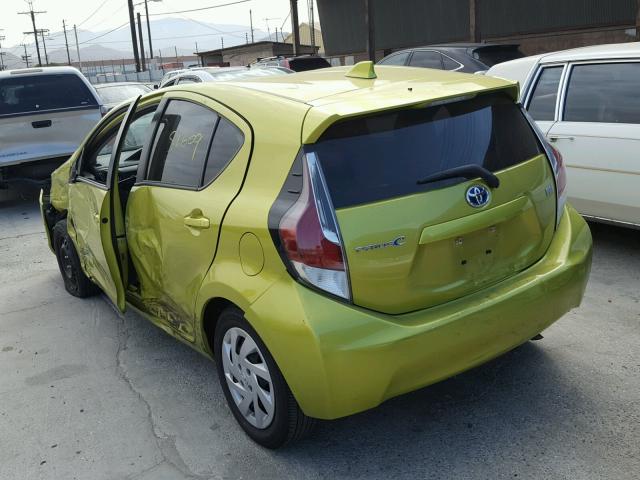 JTDKDTB34F1112552 - 2015 TOYOTA PRIUS C GREEN photo 3