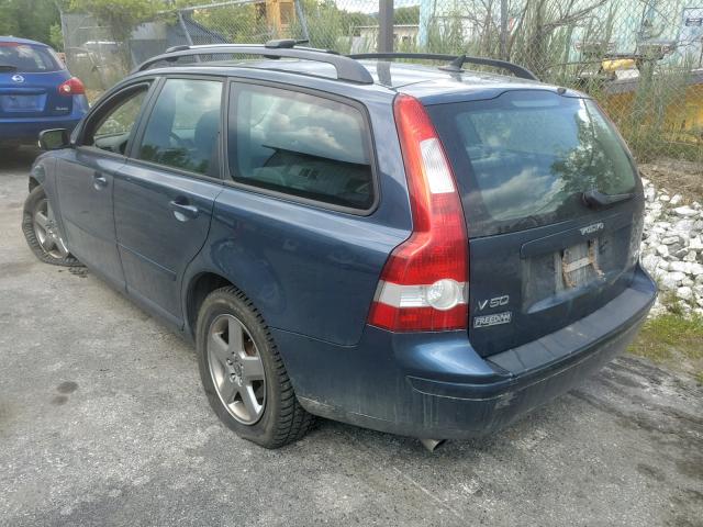 YV1MJ682452058111 - 2005 VOLVO V50 T5 BLUE photo 3