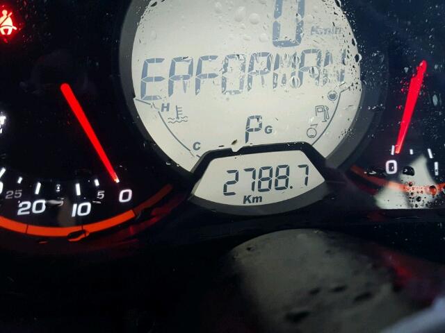 3JBKUAP24FJ000071 - 2015 CAN-AM COMMANDER WHITE photo 8