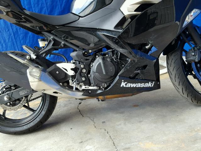 JKAEXKG11JDA04769 - 2018 KAWASAKI EX400 BLACK photo 10