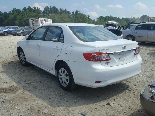 2T1BU4EE6BC552572 - 2011 TOYOTA COROLLA WHITE photo 3