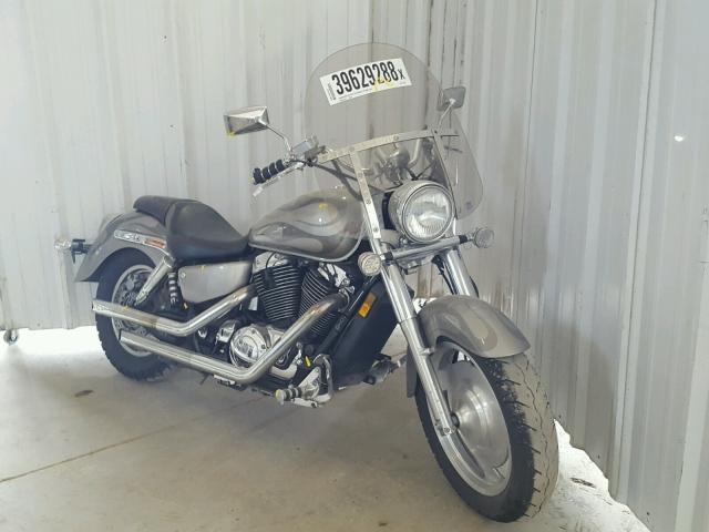 1HFSC43082A201148 - 2002 HONDA VT1100 C2 GRAY photo 1