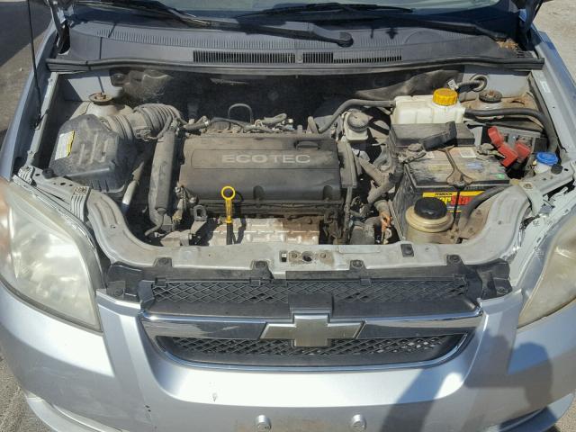 KL1TD56E19B357164 - 2009 CHEVROLET AVEO LS SILVER photo 7