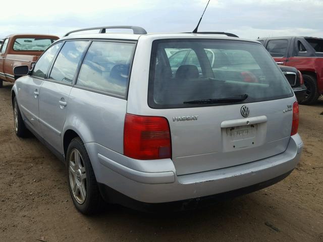 WVWLH63B11E003435 - 2001 VOLKSWAGEN PASSAT GLX 银色 照片 3