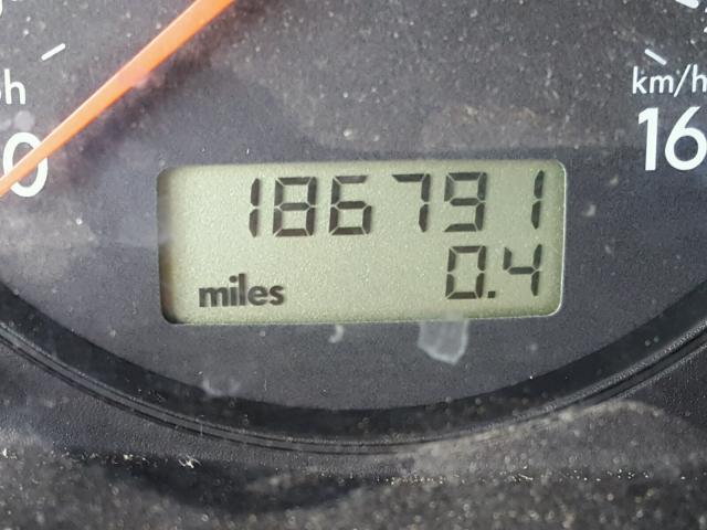 WVWLH63B11E003435 - 2001 VOLKSWAGEN PASSAT GLX 银色 照片 8