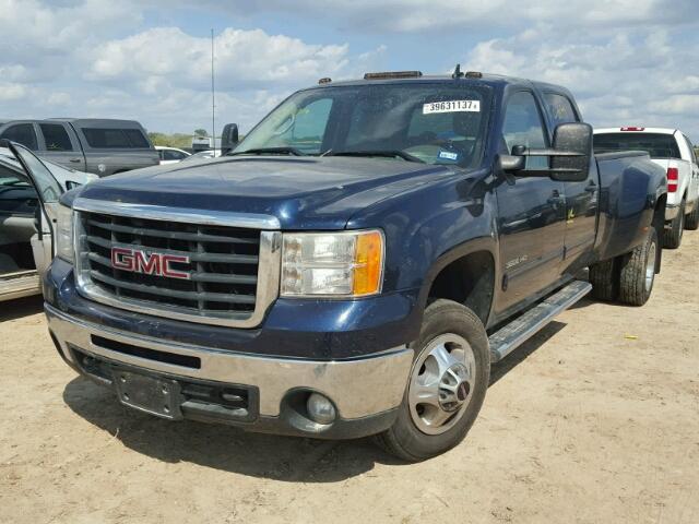 1GT7K4BG8AF108777 - 2010 GMC SIERRA K35 BLUE photo 2