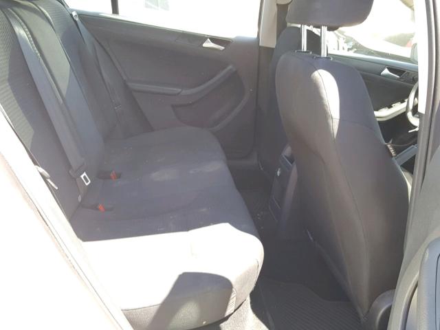 3VW2K7AJ4FM225172 - 2015 VOLKSWAGEN JETTA BASE Սպիտակ լուսանկար 6