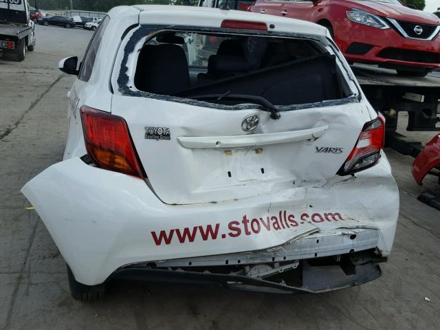 VNKJTUD34HA073621 - 2017 TOYOTA YARIS L WHITE photo 9