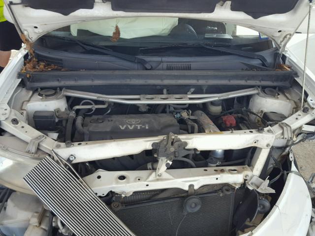 JTLKT324154025866 - 2005 TOYOTA SCION XB Ақ фото 7