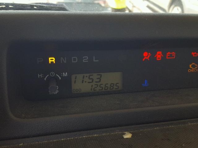 JTLKT324154025866 - 2005 TOYOTA SCION XB Ақ фото 8