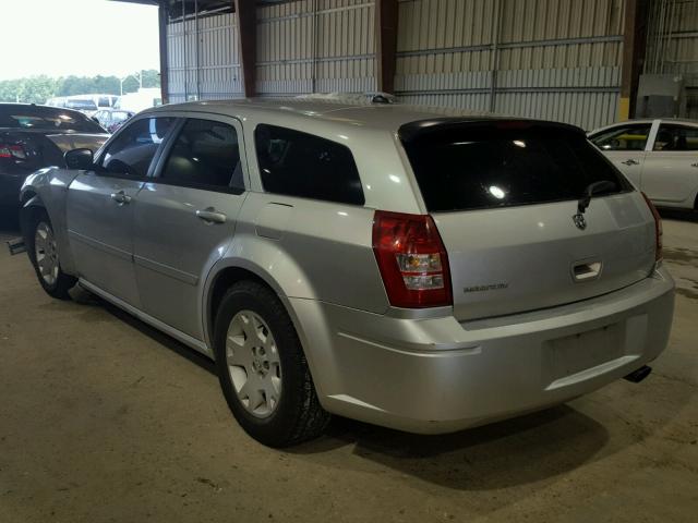 2D4FV47T56H154441 - 2006 DODGE MAGNUM SE SILVER photo 3