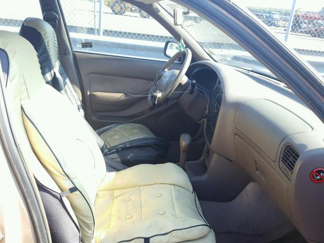 4T1BG12K7TU796313 - 1996 TOYOTA CAMRY DX BEIGE photo 5