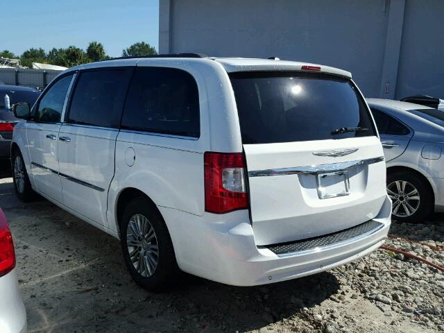 2C4RC1CG9DR815807 - 2013 CHRYSLER TOWN & COU WHITE photo 3