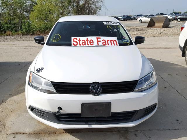 3VW2K7AJ6CM341484 - 2012 VOLKSWAGEN JETTA BASE WHITE photo 9