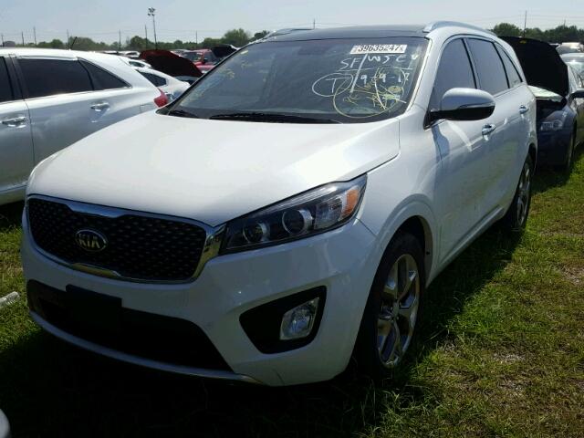 5XYPK4A57GG187025 - 2016 KIA SORENTO WHITE photo 2