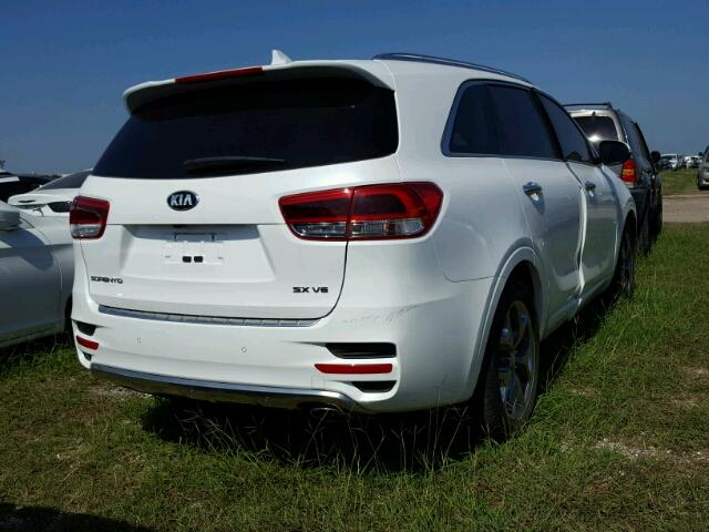 5XYPK4A57GG187025 - 2016 KIA SORENTO WHITE photo 4