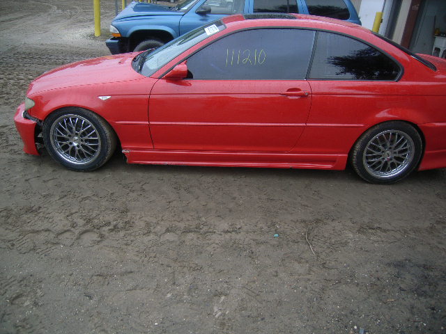 WBABD53464PL11399 - 2004 BMW 330 CI RED photo 9