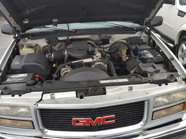 1GKEC16R8TJ734350 - 1996 GMC SUBURBAN C SILVER photo 7