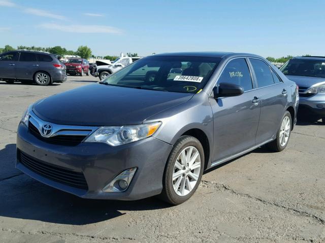 4T1BF1FK2CU529626 - 2012 TOYOTA CAMRY CHARCOAL photo 2