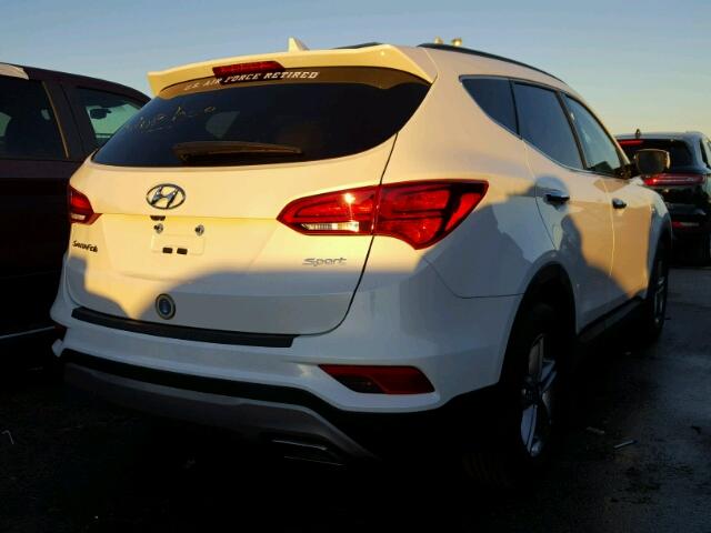 5XYZU3LB4HG481810 - 2017 HYUNDAI SANTA FE S 白色 照片 4