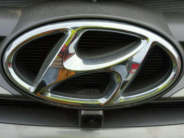 5XYZU3LB4HG481810 - 2017 HYUNDAI SANTA FE S 白色 照片 9