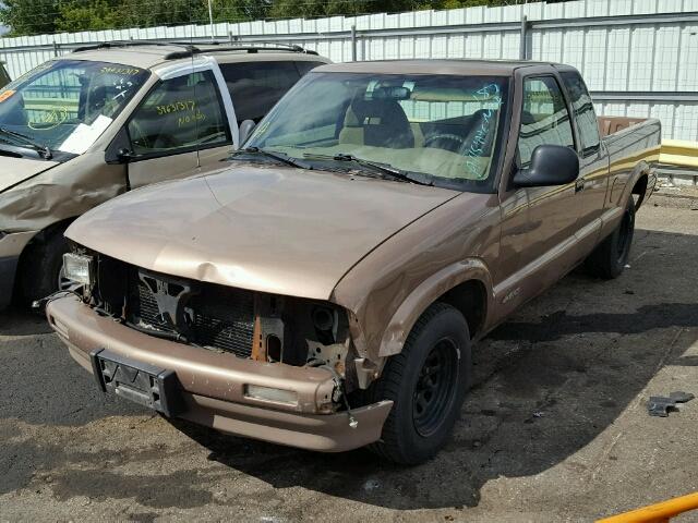 1GCCS19X2VK177061 - 1997 CHEVROLET S TRUCK BROWN photo 2