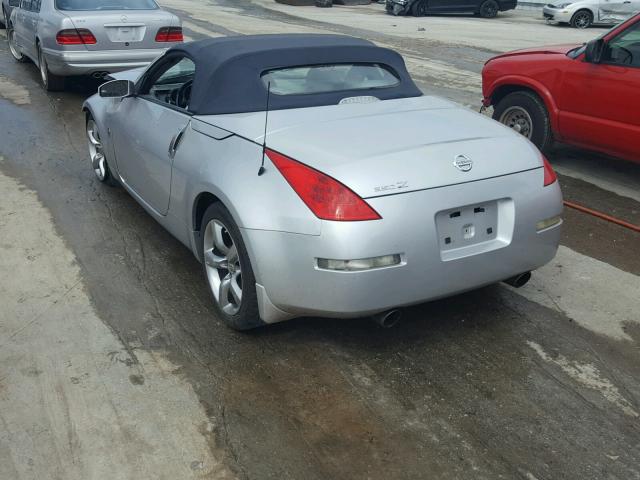 JN1AZ36A56M450386 - 2006 NISSAN 350Z ROADS SILVER photo 3