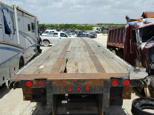 1UYFS2452XA023601 - 1999 UTILITY TRAILER SILVER photo 6