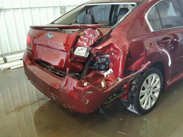 4S3BMCK63C3002764 - 2012 SUBARU LEGACY 2.5 MAROON photo 9