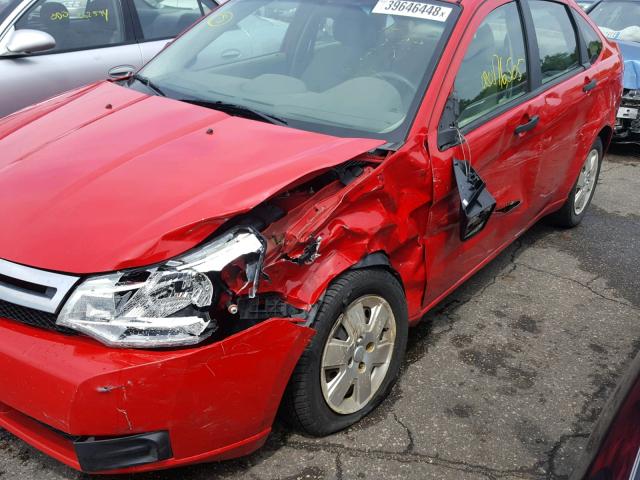 1FAHP34N58W141036 - 2008 FORD FOCUS S/SE RED photo 9