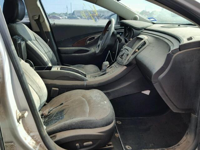 1G4GE5EV7AF108854 - 2010 BUICK LACROSSE SILVER photo 5