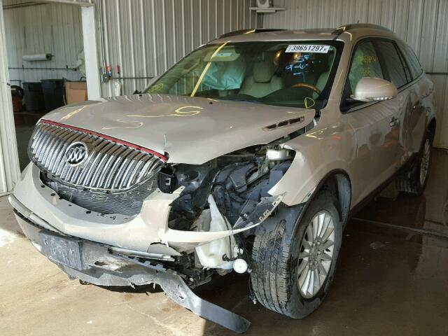5GAKVBED0BJ349997 - 2011 BUICK ENCLAVE TAN photo 2